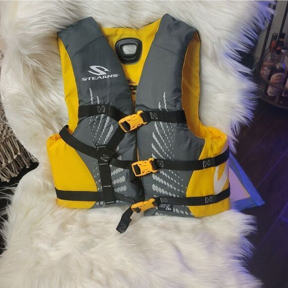 Stearns Watersports Vest  - Picture 1 of 3